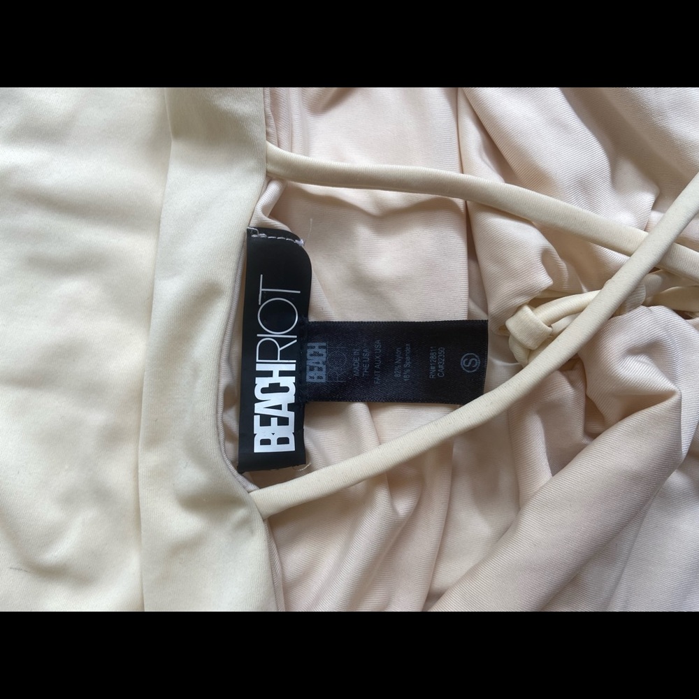 Beach Riot swimsuit - Picture 5 of 6